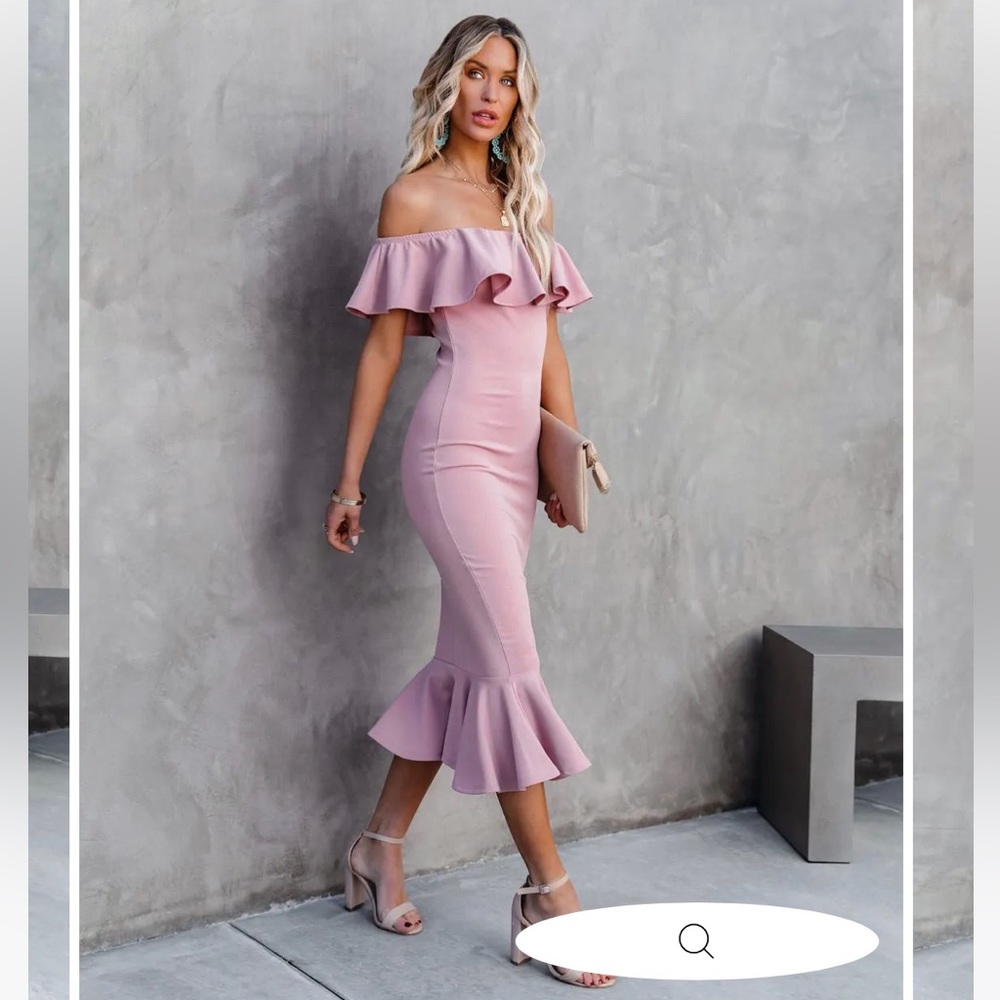 Vici Havana Ruffle MIDI Dress